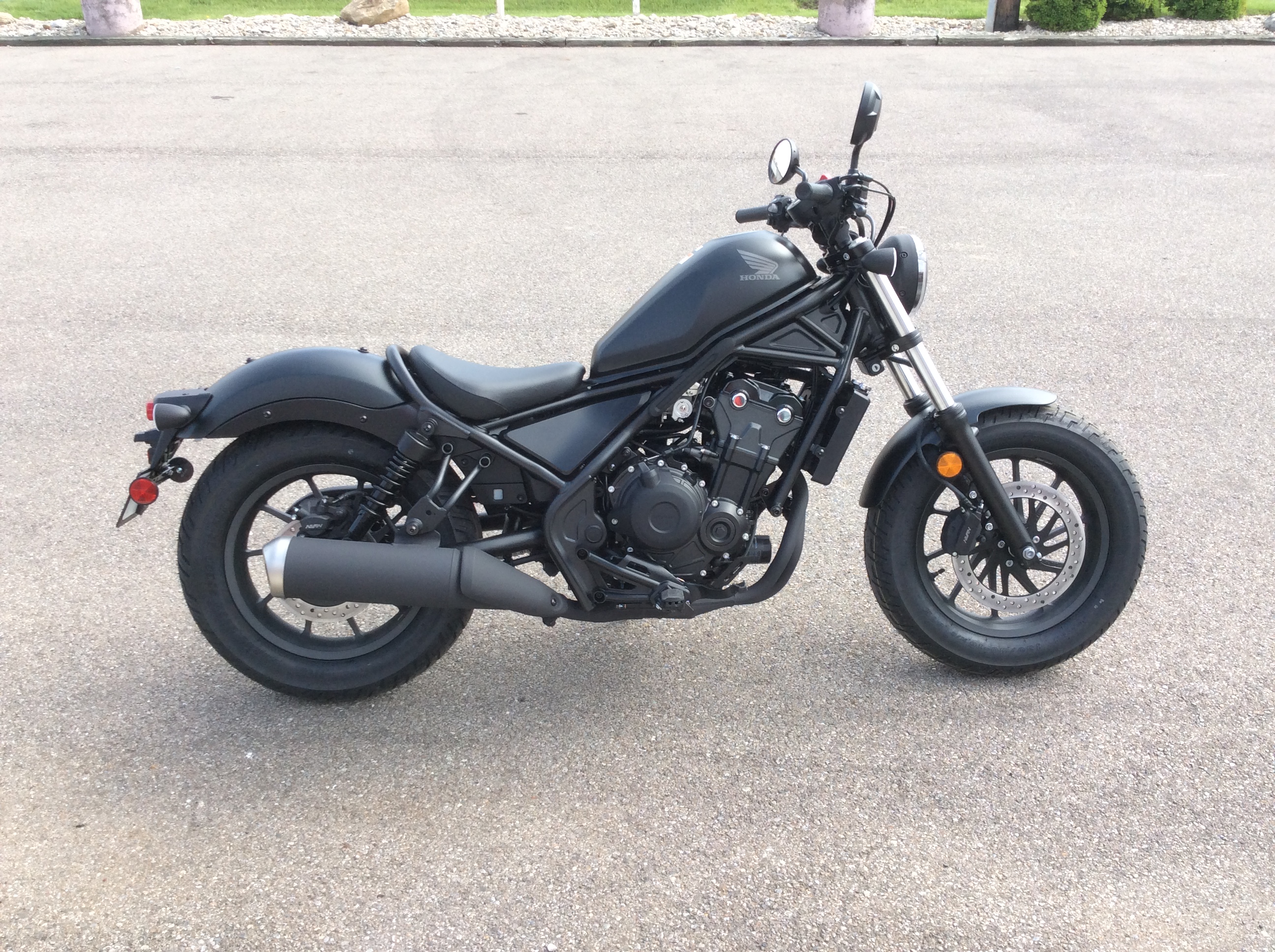 2025 Honda Rebel 500 - Photo 3